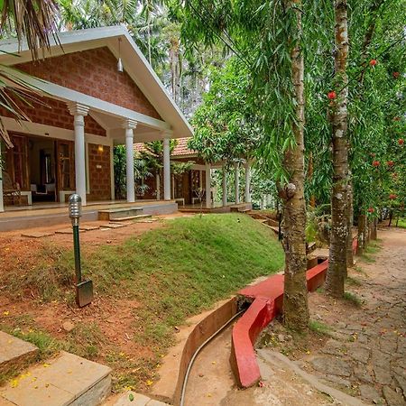 Orchid Trails Resort Sultan Bathery Zewnętrze zdjęcie