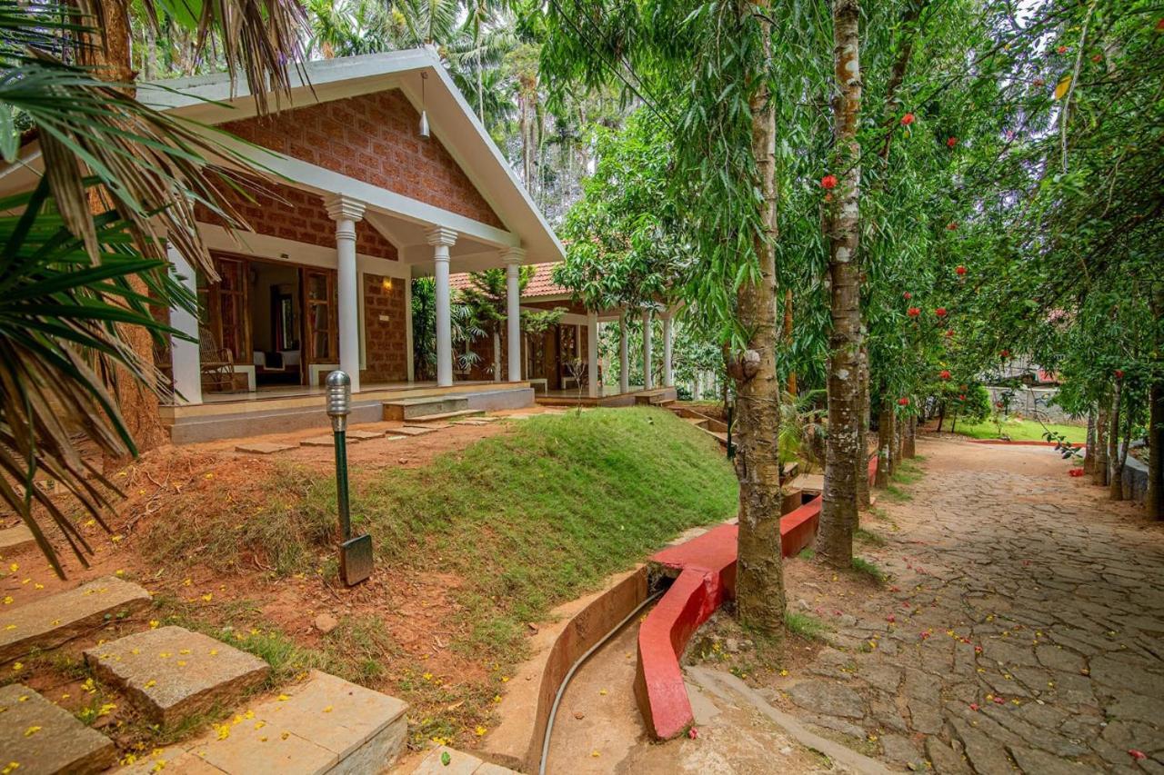 Orchid Trails Resort Sultan Bathery Zewnętrze zdjęcie